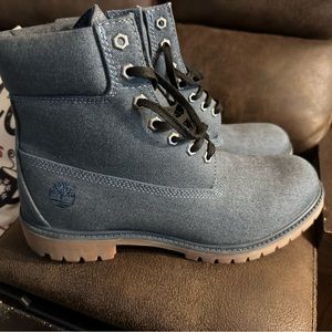 Timberland 6in premium navy boots men’s size 10